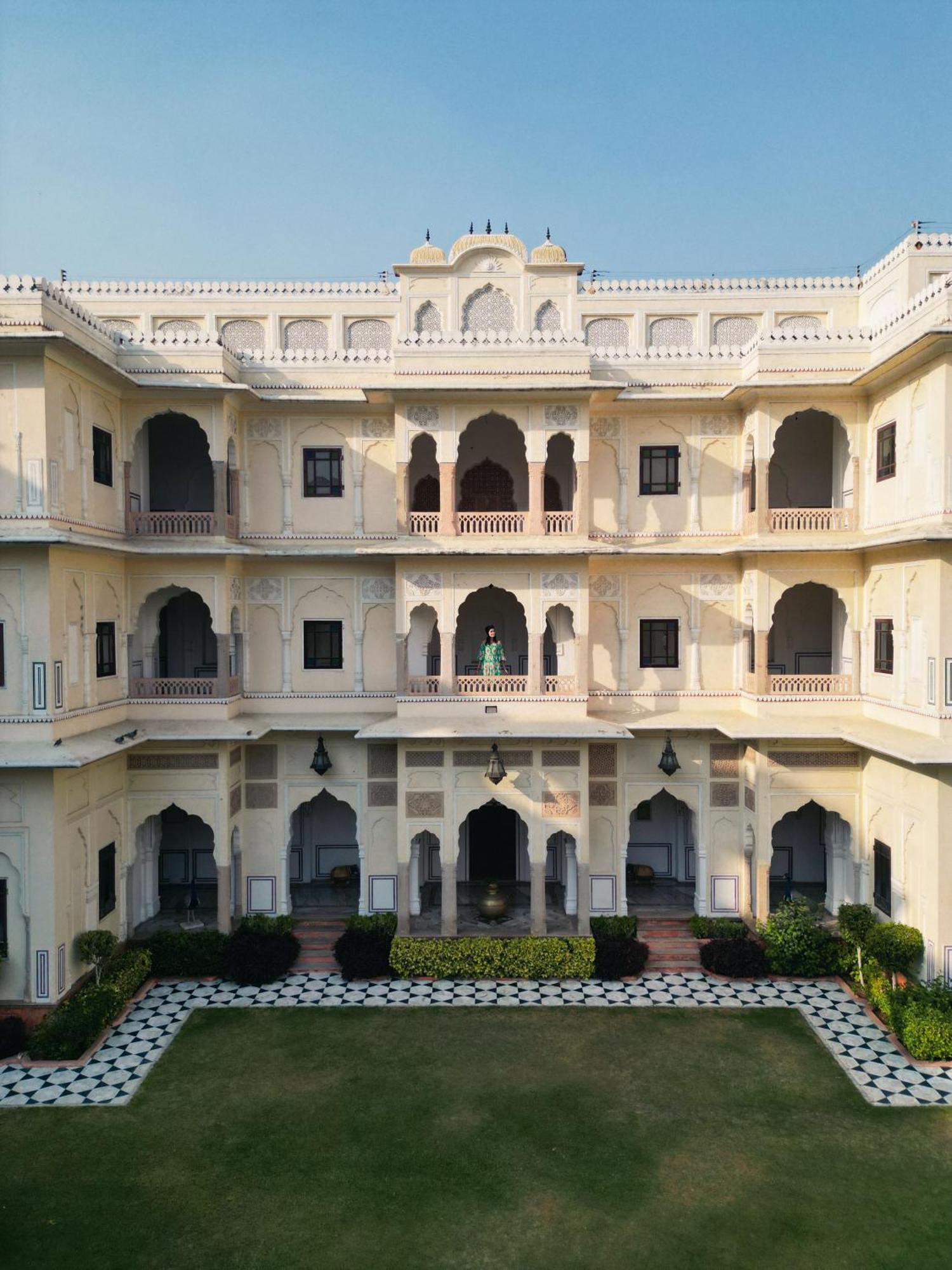 Hotel The Raj Palace Jaipur Exterior foto