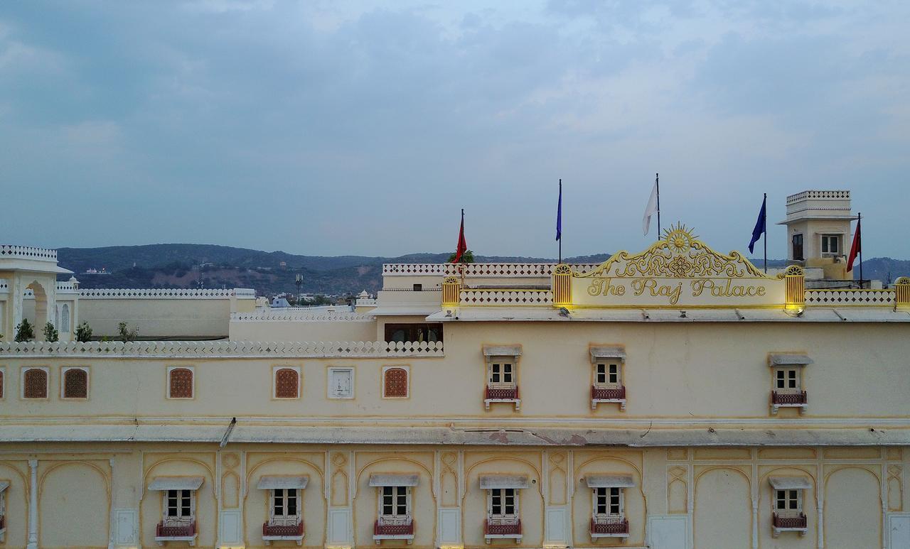 Hotel The Raj Palace Jaipur Exterior foto